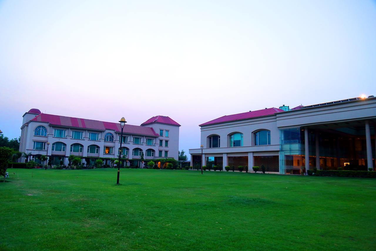 The Cabbana Resort & Spa Фагвара Экстерьер фото