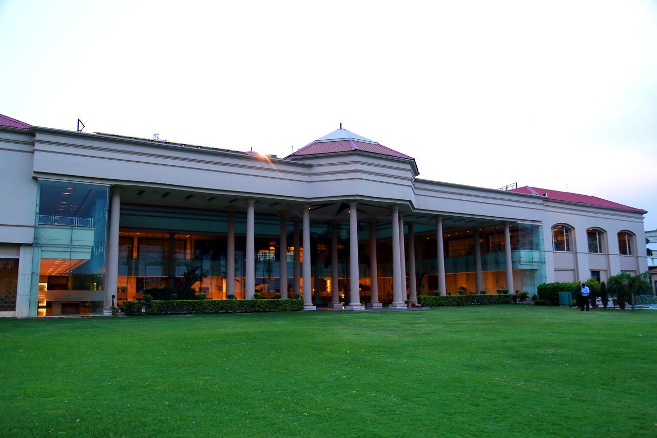 The Cabbana Resort & Spa Фагвара Экстерьер фото